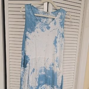 Blue and White Tie-Dye Sleeveless Dress